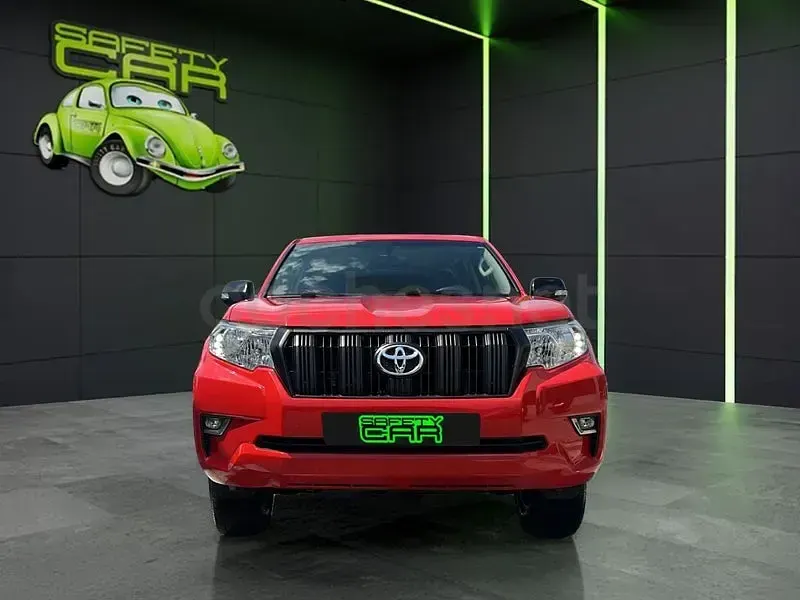 Usado Toyota Land Cruiser 177 CV (130 kW) 2020 Blanco SUV