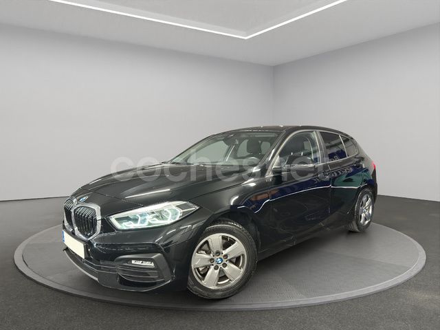 Negro Usado 2021 BMW 118 Comfort Edition Utilitario | 20.650 € (Buen precio) - Imagen 1/4