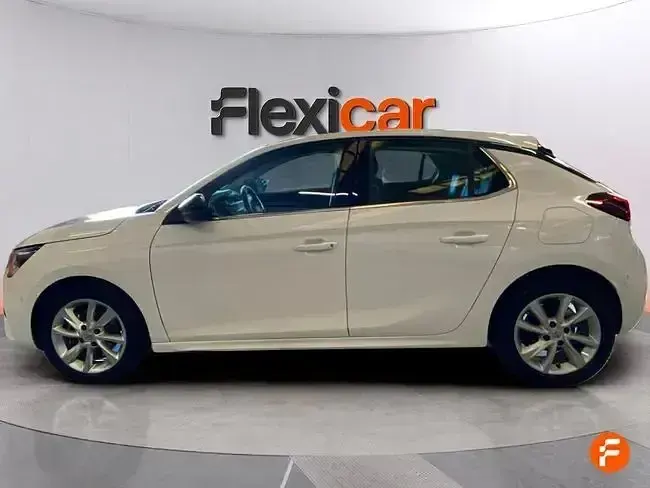 Usado Opel Corsa Elegance 100 CV (73 kW) 2021 Blanco Utilitario