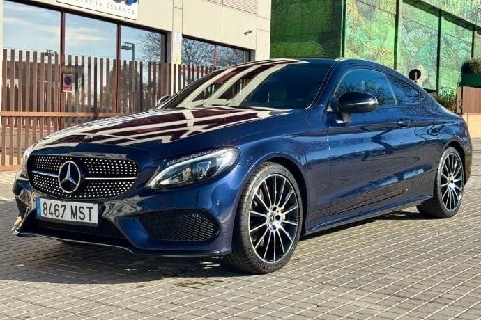 Azul Usado 2018 Mercedes C300 AMG Coupe | 33.000 € (Precio justo) - Imagen 1/4