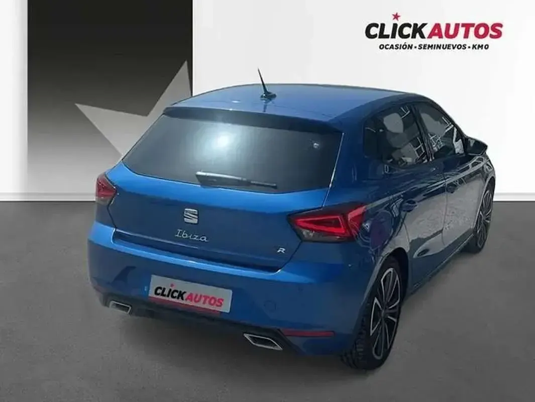 Usado Seat Ibiza FR 116 CV (85 kW) 2025 Azul Utilitario