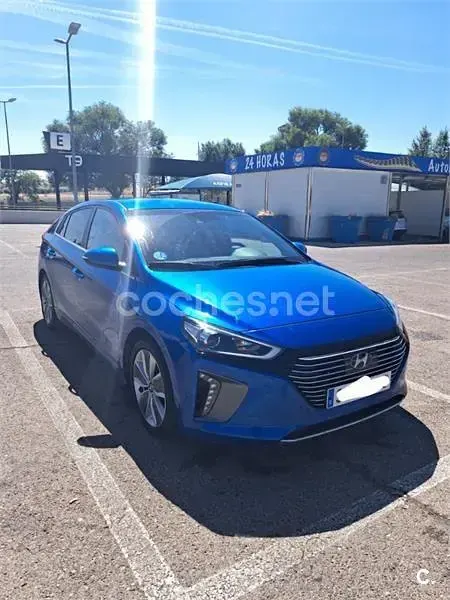 Usado Hyundai Ioniq 141 CV (103 kW) 2018 Azul Utilitario