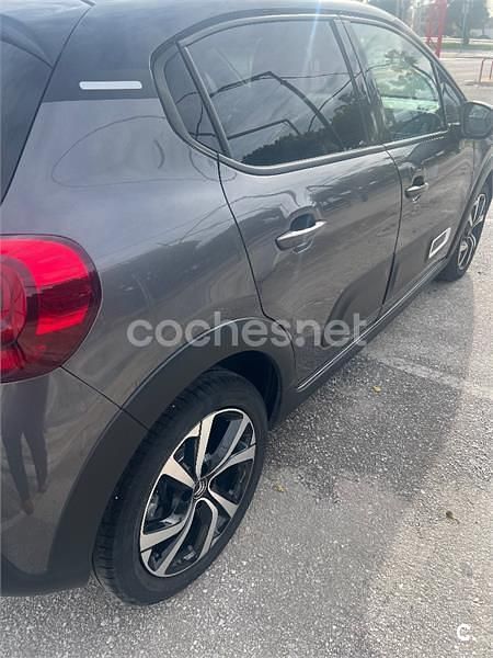 Usado Citroën C3 Shine 102 CV (75 kW) 2022 Gris / plata Berlina