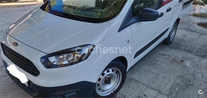 Blanco Usado 2017 Ford Transit Ambiente Familiar | 14.500 € (Precio justo) - Imagen 1/1