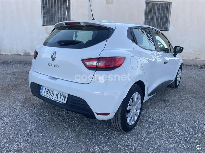 Usado Renault Clio IV Business 75 CV (55 kW) 2019 Blanco Berlina