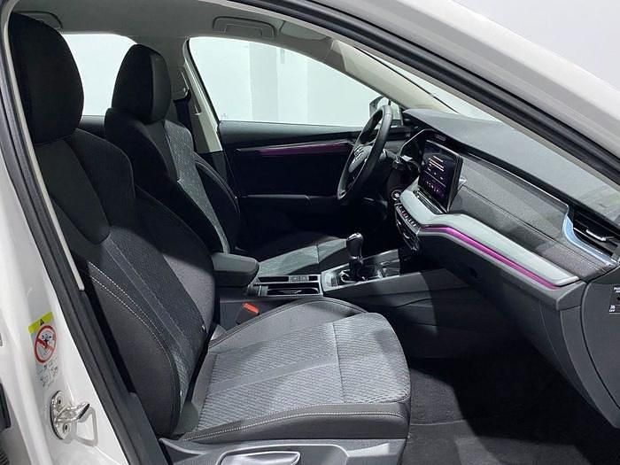 Nuevo Skoda Octavia G-TEC Ambition 131 CV (96 kW) 2025 Blanco Familiar