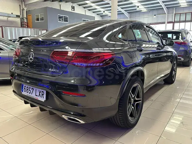 Usado Mercedes GLC220 194 CV (142 kW) 2022 Gris / plata SUV