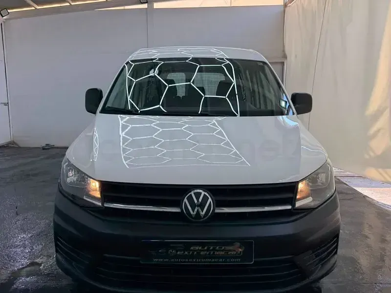 Usado VW Caddy 122 CV (89 kW) 2018 Blanco Monovolumen