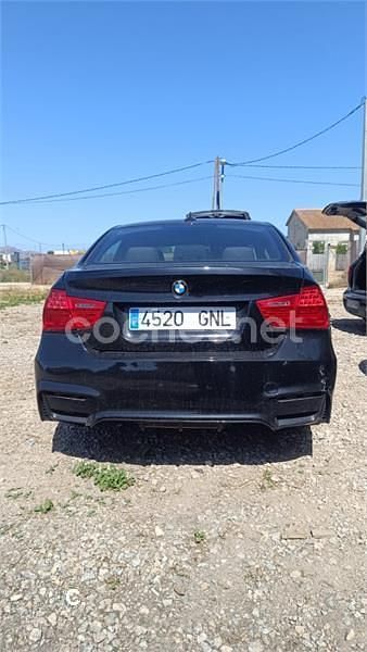 Begagnad BMW 320 177 HK (130 kW) 2009 Svart Sedan