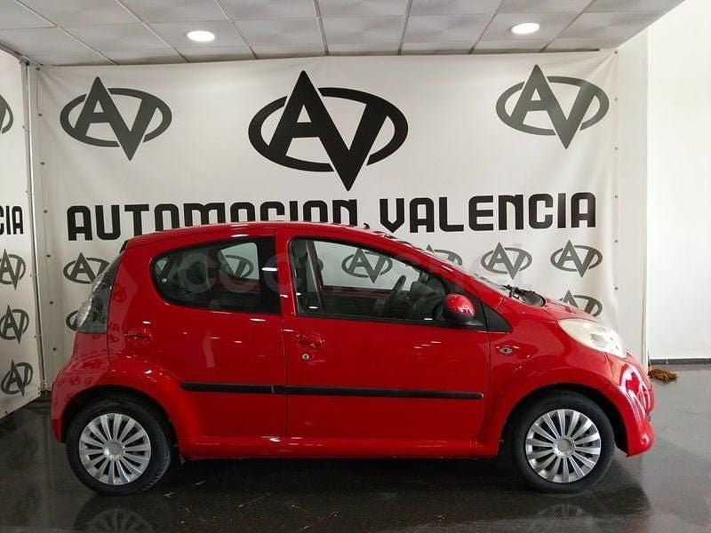Usado Citroën C1 Seduction 68 CV (50 kW) 2011 Rojo Utilitario