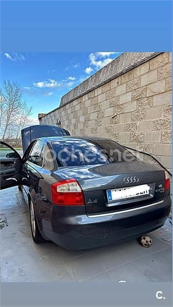 Gris / plata Usado 2001 Audi A4 Berlina | 3700 € (Precio justo) - Imagen 1/3