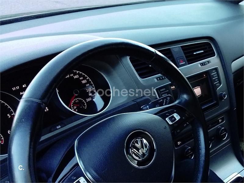 Usado VW Golf VII Advance 110 CV (80 kW) 2015 Azul Familiar