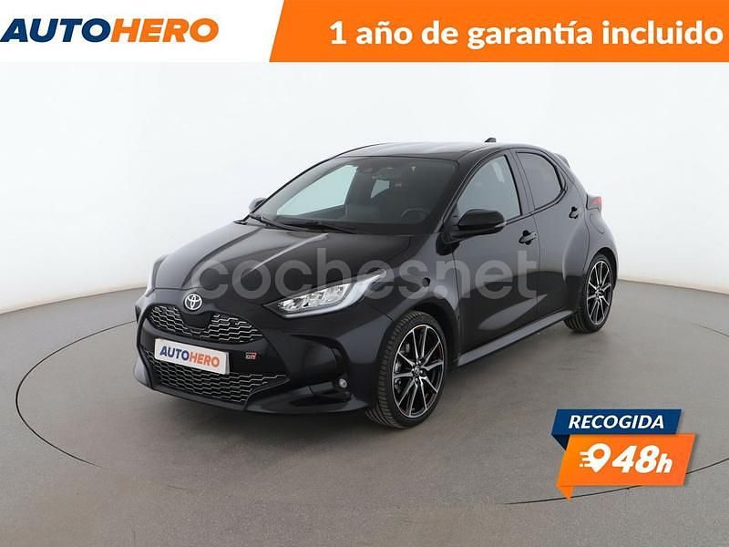 Negro Usado 2022 Toyota Yaris Hybrid Sport Berlina | 21.999 € (Caro) - Imagen 1/3