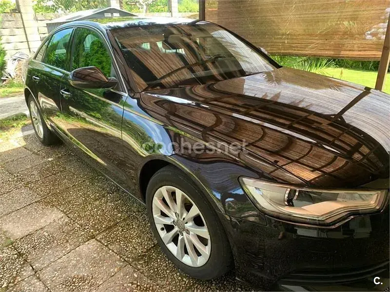 Usado Audi A6 177 CV (130 kW) 2012 Negro Berlina