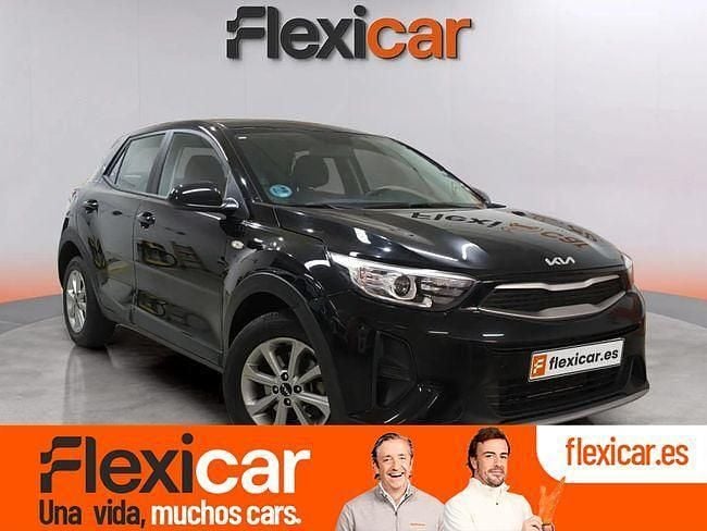 Negro Usado 2022 Kia Stonic Plus SUV | 13.890 € (Precio justo) - Imagen 1/4