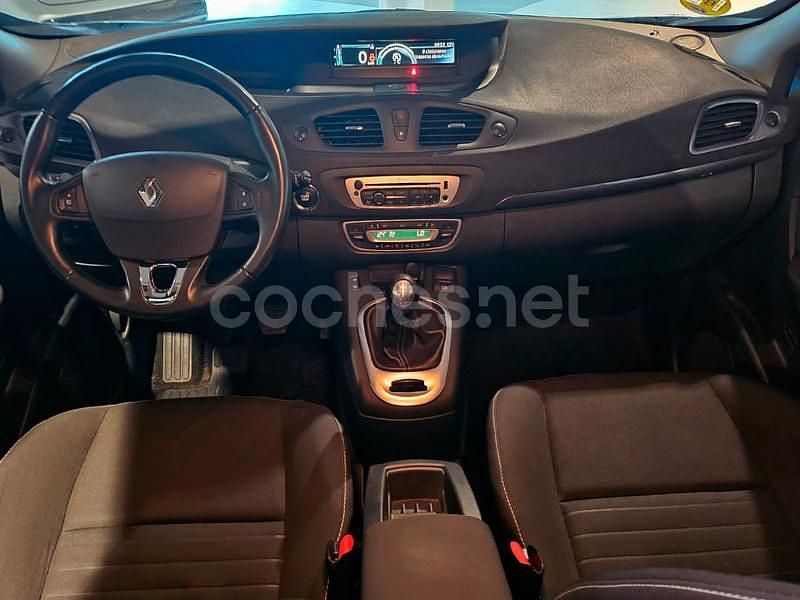 Usado Renault Scénic III LIMITED 110 CV (80 kW) 2015 Azul Monovolumen