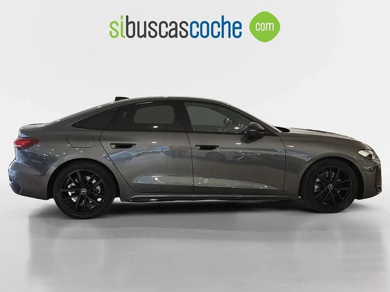 Usado Audi A5 Advanced 150 CV (110 kW) 2025 Gris/plata