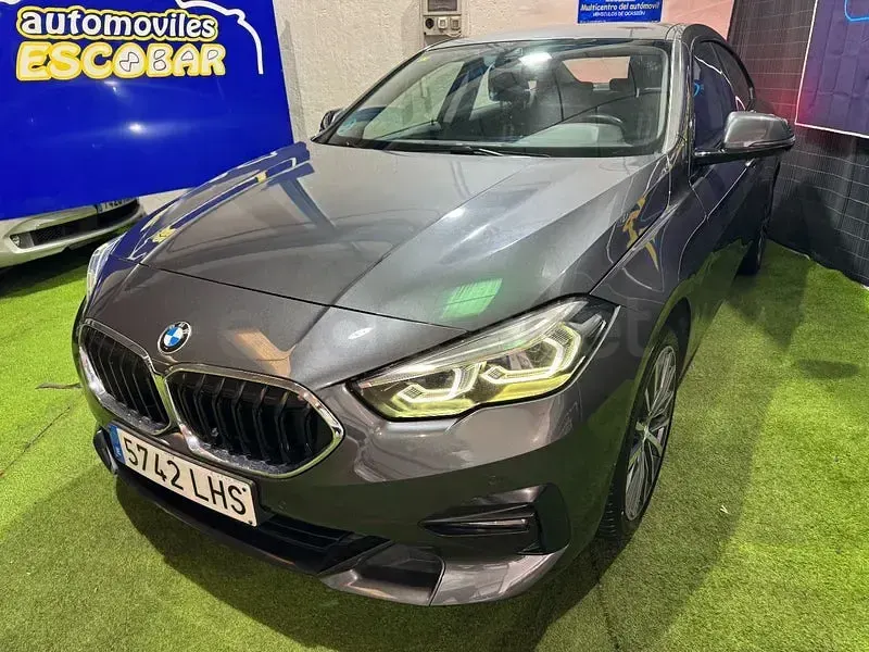 Usado BMW 216 116 CV (85 kW) 2020 Gris / plata Coupe