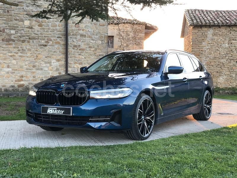Azul Usado 2023 BMW 520 Comfort Edition Familiar | 33.990 € (Buen precio) - Imagen 1/3