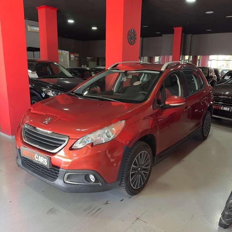 Usado Peugeot 2008 Access 82 CV (60 kW) 2015 Naranja SUV
