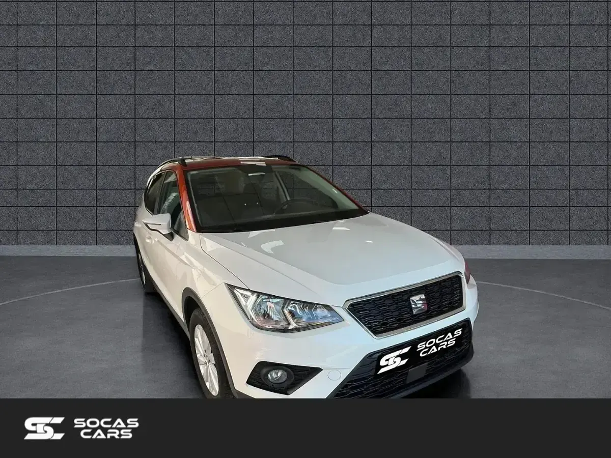 Usado Seat Arona Ecomotive 95 CV (69 kW) 2018 Blanco SUV