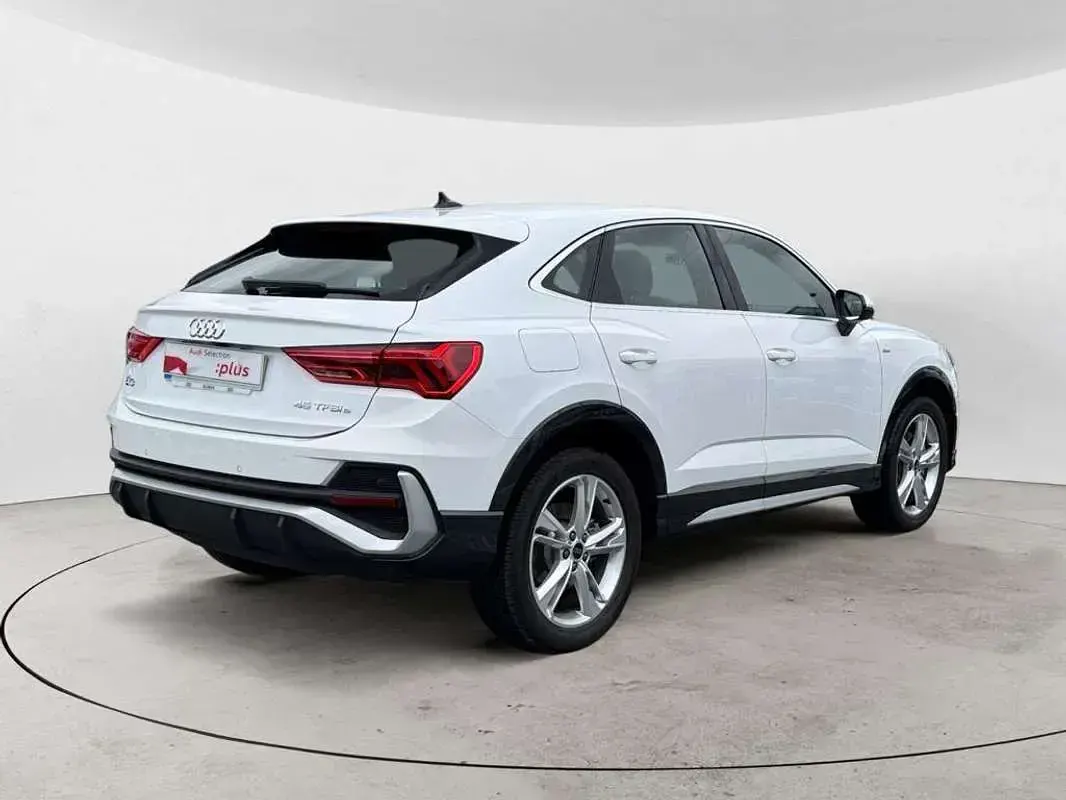 Usado Audi Q3 Sportback S-Line 245 CV (180 kW) 2024 Blanco SUV