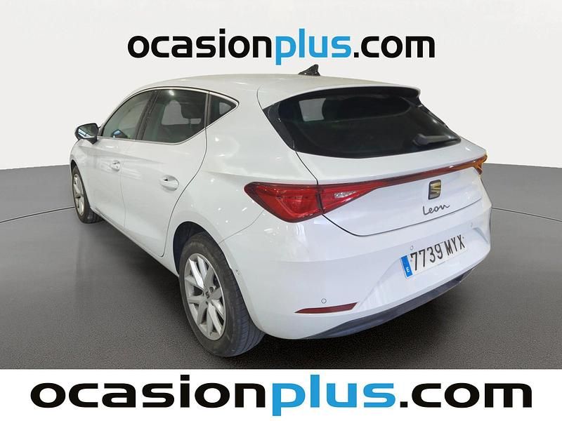 Usado Seat Leon Style 116 CV (85 kW) 2025 Blanco Utilitario