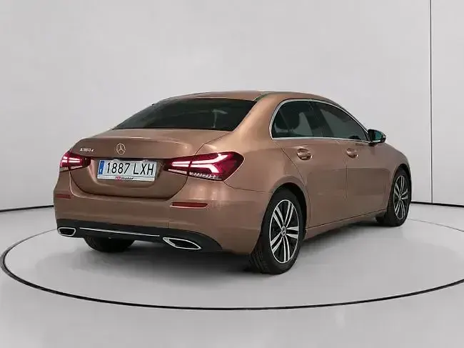 Usado Mercedes A180 116 CV (85 kW) 2022 Otro Berlina