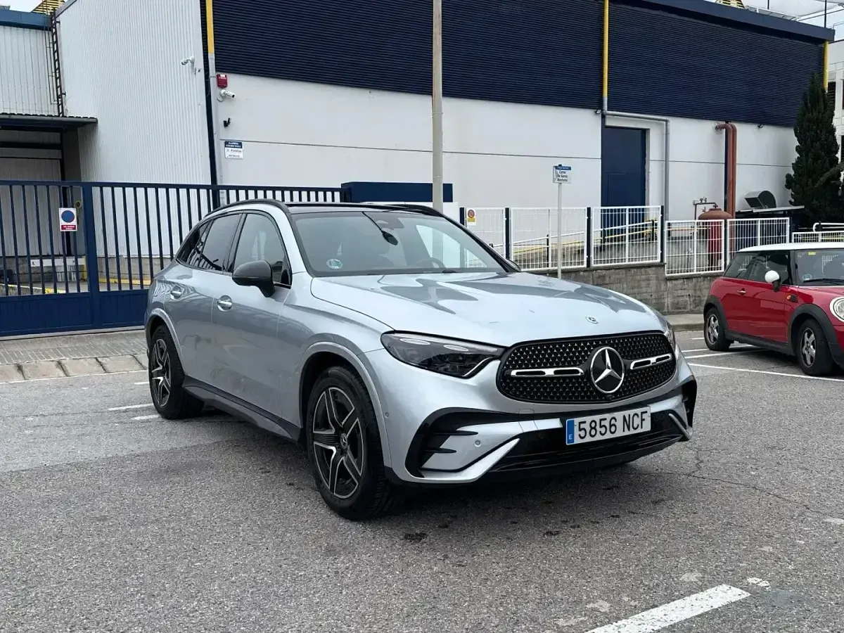 Usado Mercedes GLC220 197 CV (144 kW) 2025 Gris SUV
