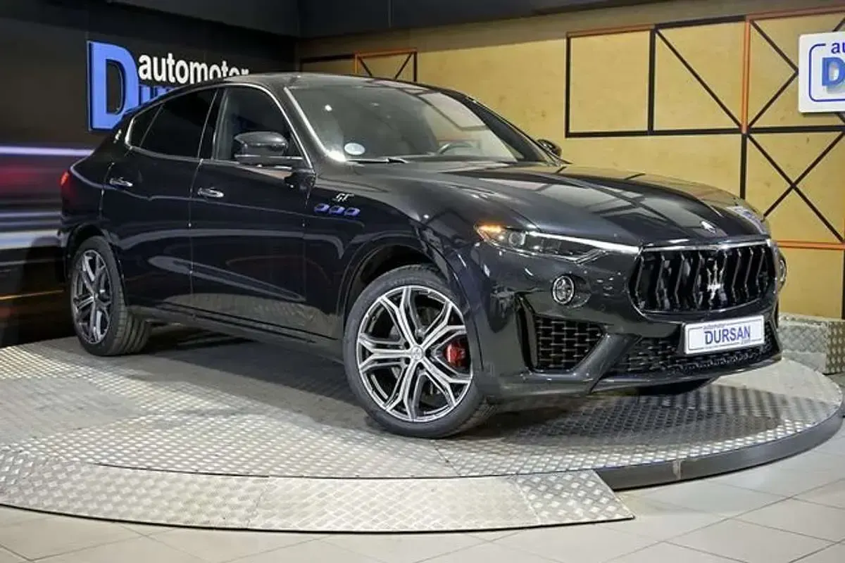 Usado Maserati Levante GT 334 CV (245 kW) 2022 Negro SUV