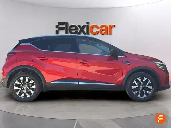 Usado Renault Captur Techno 90 CV (66 kW) 2024 Rojo SUV