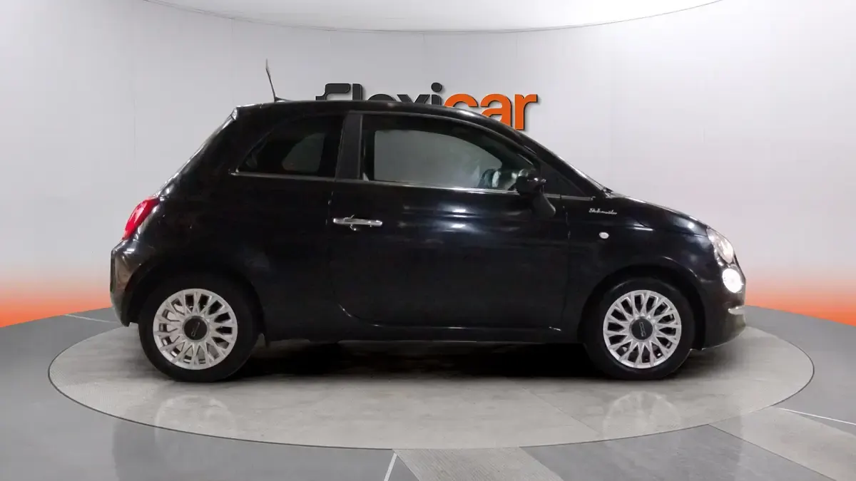 Usado Fiat 500 Dolcevita 71 CV (52 kW) 2022 Negro Berlina