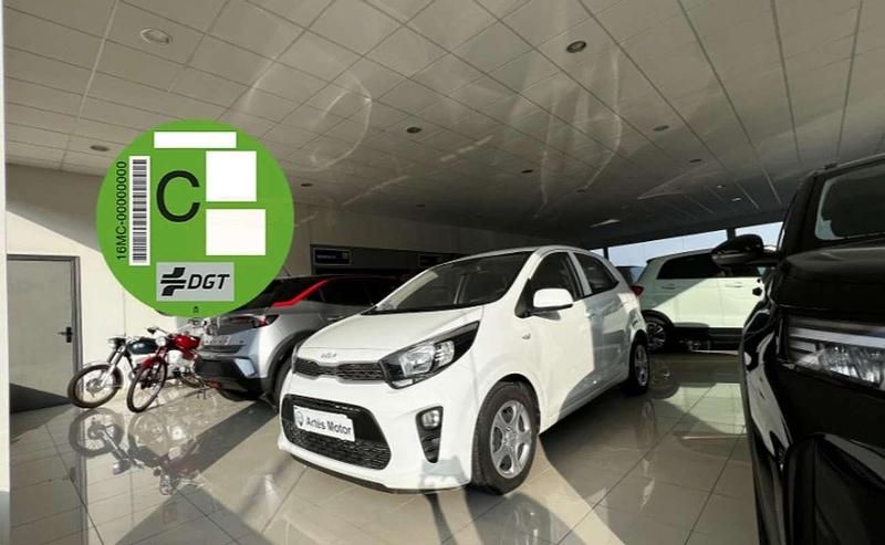 Blanco Usado 2024 Kia Picanto Utilitario | 13.900 € (Precio justo) - Imagen 1/4