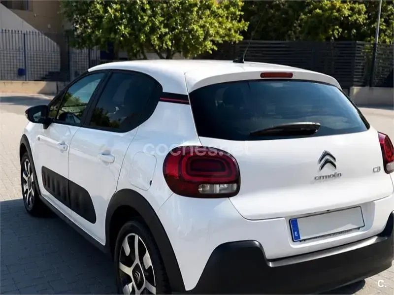 Usado Citroën C3 PureTech 82 CV (60 kW) 2018 Blanco Utilitario
