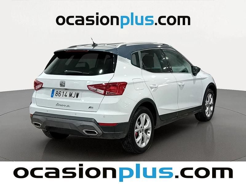 Usado Seat Arona FR 150 CV (110 kW) 2023 Blanco SUV