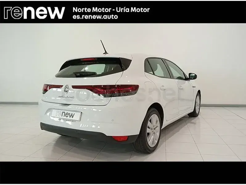 Usado Renault Mégane II Equilibre 115 CV (84 kW) 2022 Blanco Berlina