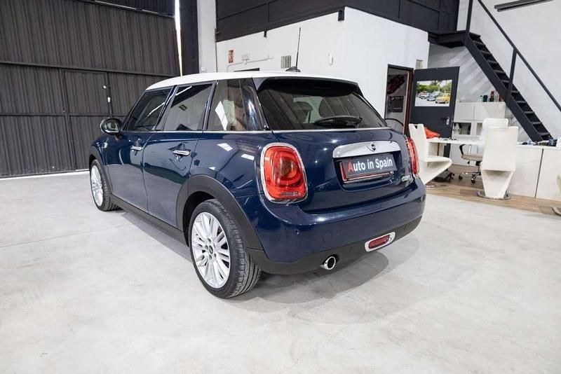Usado Mini Cooper D 116 CV (85 kW) 2016 Azul Utilitario