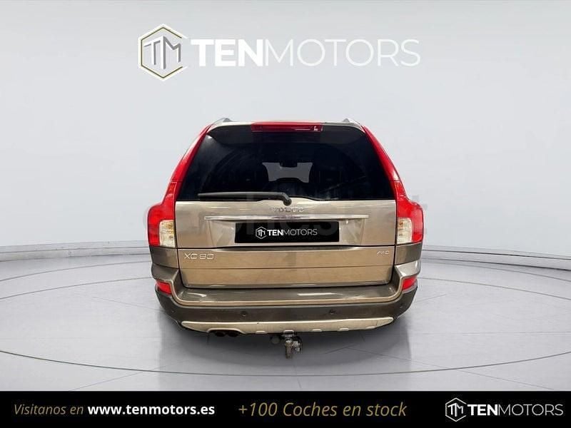 Usado Volvo XC90 Momentum 185 CV (136 kW) 2008 Gris / plata SUV