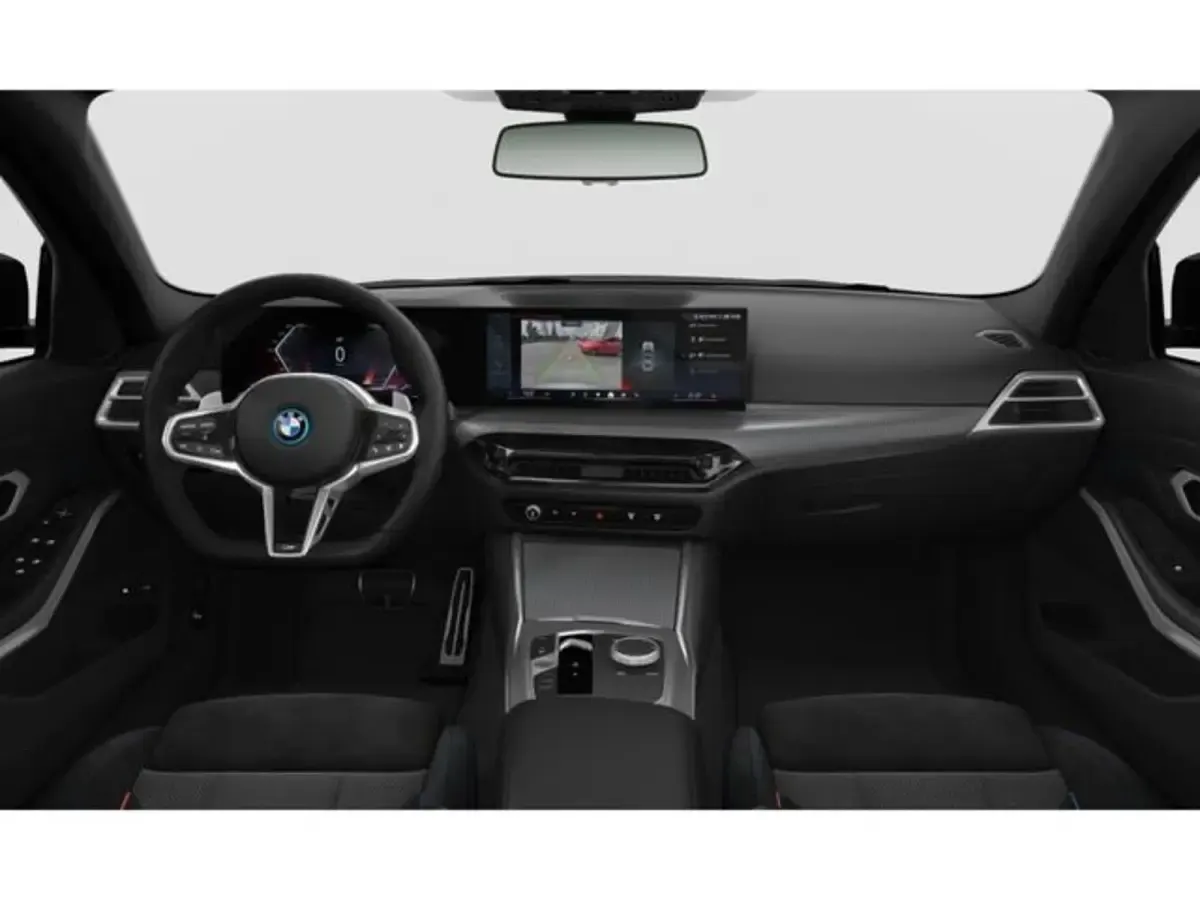 Usado BMW 330e Comfort Edition 292 CV (214 kW) 2025 Negro Berlina