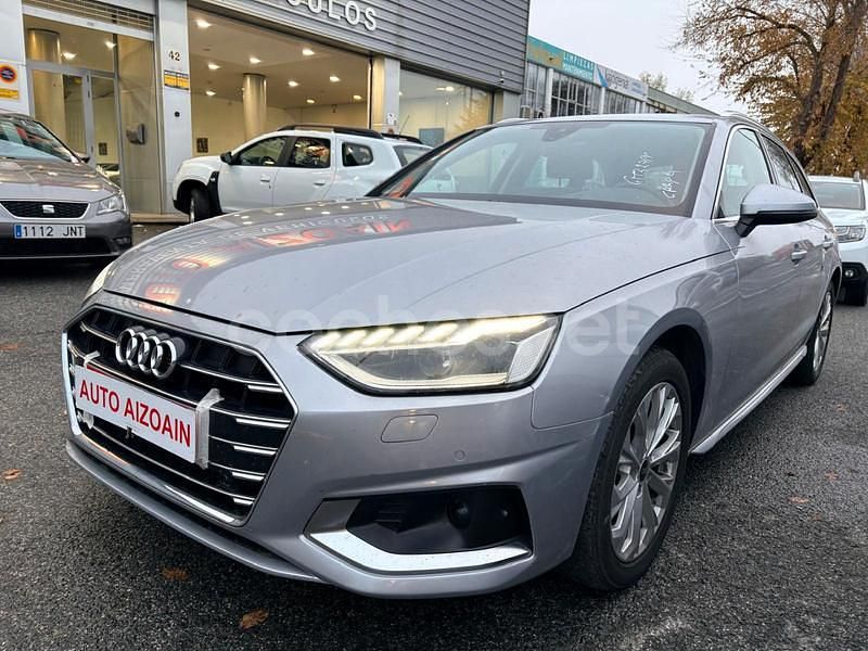 Usado Audi A4 Advanced 163 CV (119 kW) 2023 Gris / plata Familiar