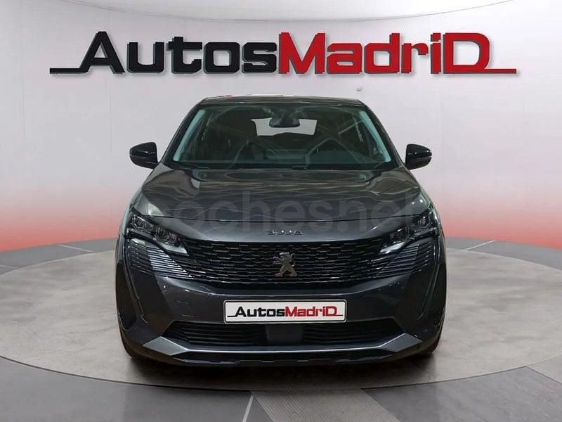 Usado Peugeot 3008 Active 131 CV (96 kW) 2022 Gris / plata SUV