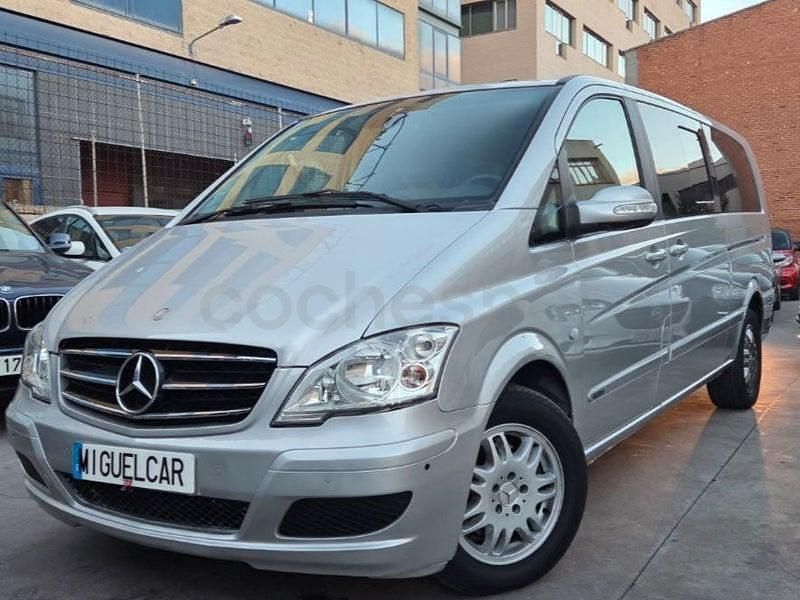 Usado Mercedes Viano 204 CV (150 kW) 2009 Gris / plata Monovolumen