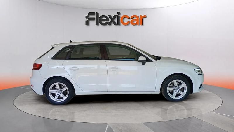 Usado Audi A3 Premium 150 CV (110 kW) 2019 Blanco Berlina