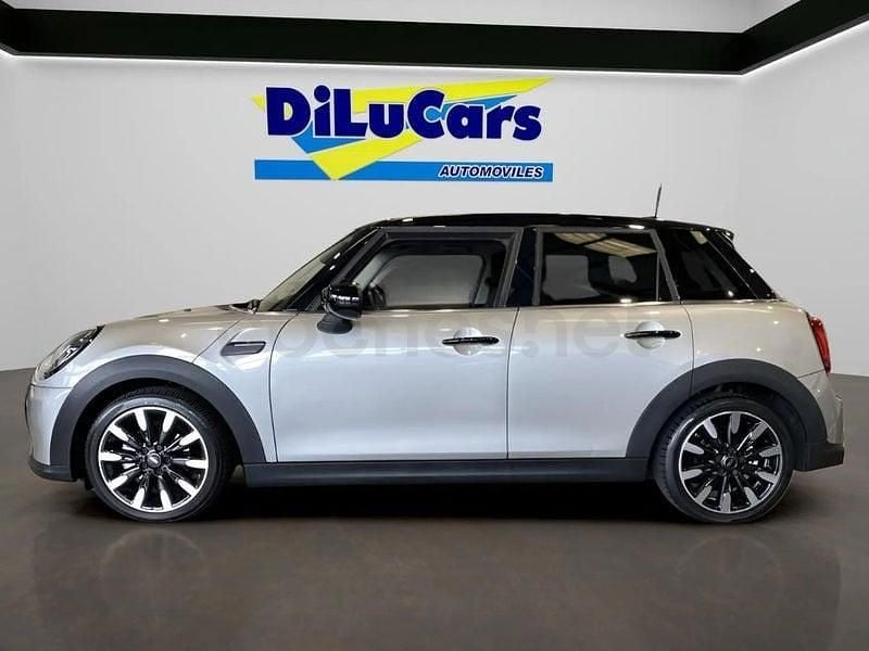 Usado Mini Cooper 136 CV (100 kW) 2023 Gris / plata Utilitario