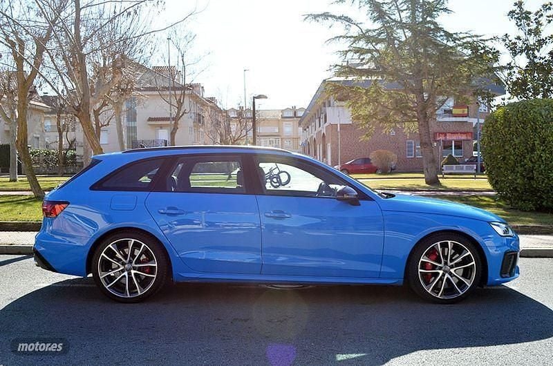 Usado Audi S4 347 CV (255 kW) 2020 Azul Familiar