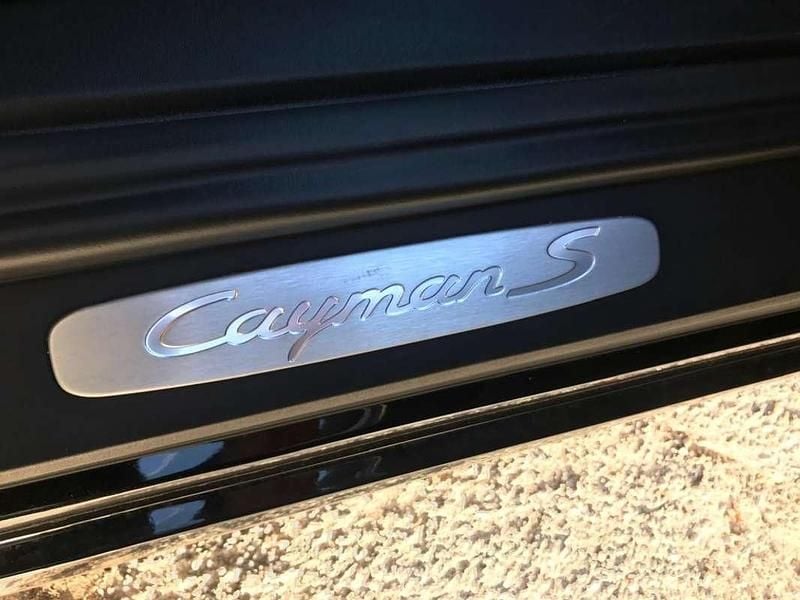Usado Porsche Cayman S 349 CV (256 kW) 2019 Negro Coupe