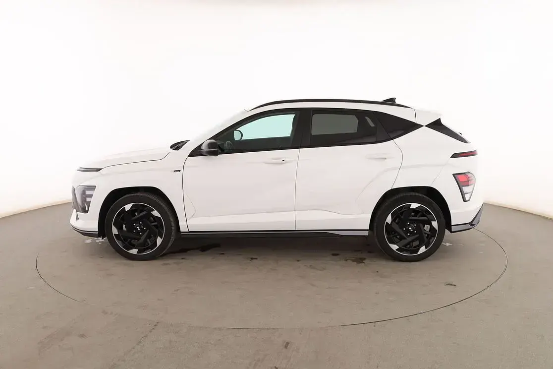 Usado Hyundai Kona N Line 150 kW (204 CV) 2025 Blanco SUV
