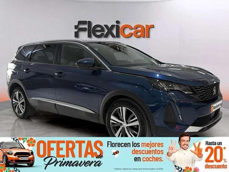 Usado Peugeot 5008 Allure 131 CV (96 kW) 2021 Azul SUV