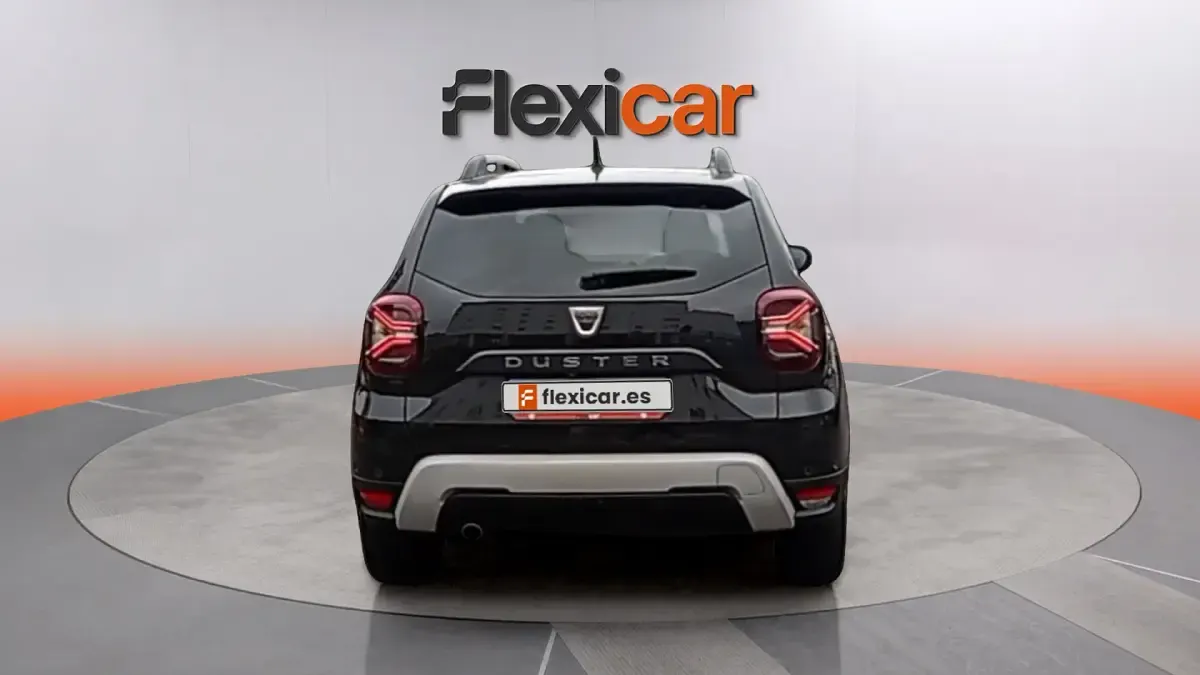 Usado Dacia Duster Comfort 116 CV (85 kW) 2021 Negro SUV