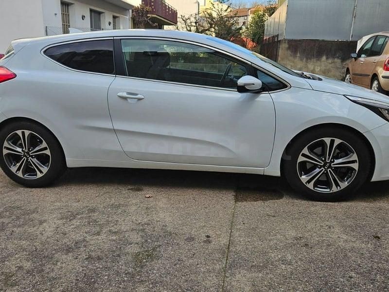 Usado Kia ProCeed 120 CV (88 kW) 2017 Blanco Utilitario